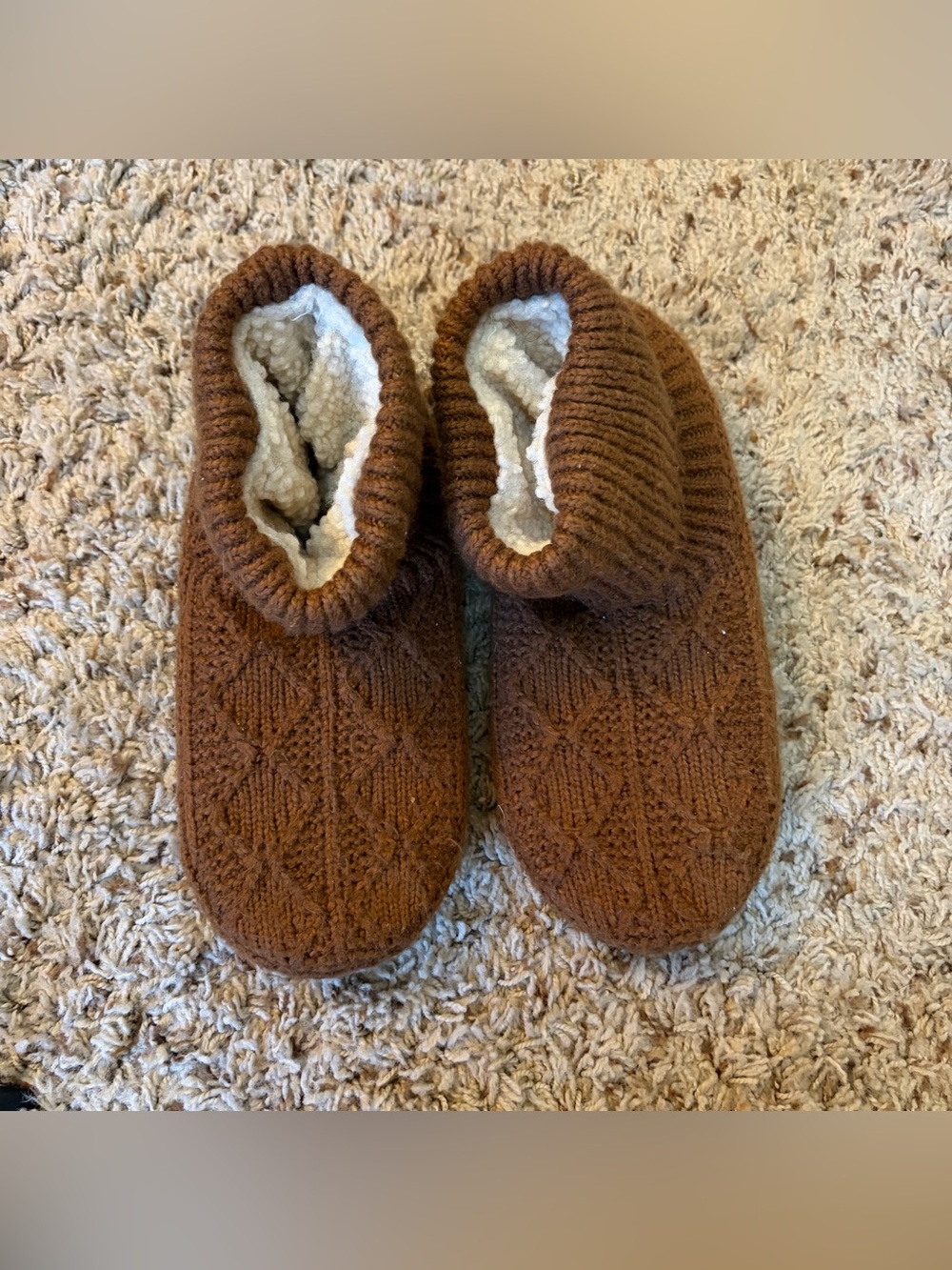 Bombas Slippers Size Medium